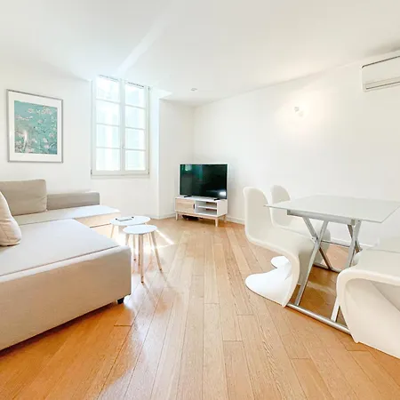 Tony Allard By Winsome Destination 3e Apartment *